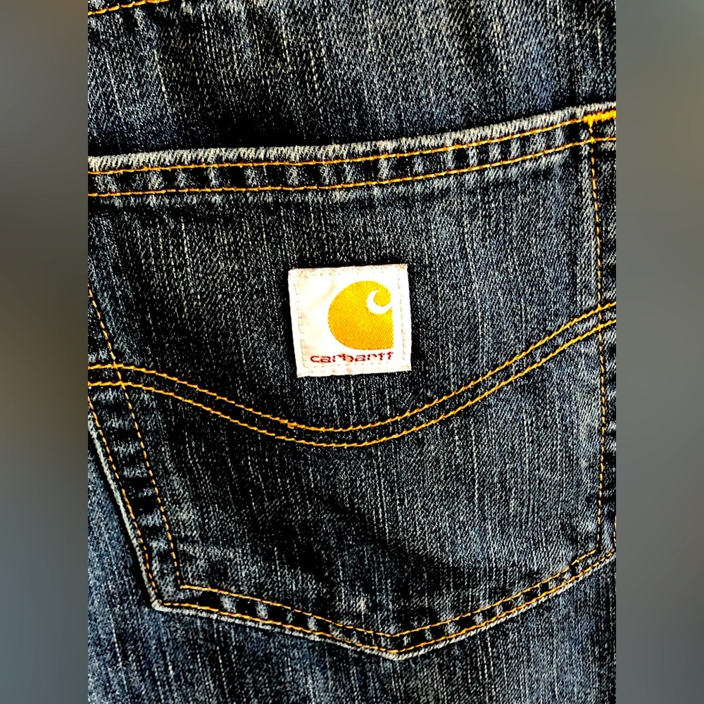 CARHARTT 31x32 dk wash jeans Barely worn and look new! Straight leg - Picture 1 of 5